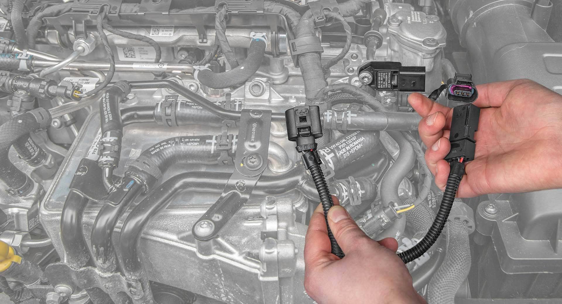 Turbo-boost pressure sensor (B) Turbo-boost pressure sensor (B)